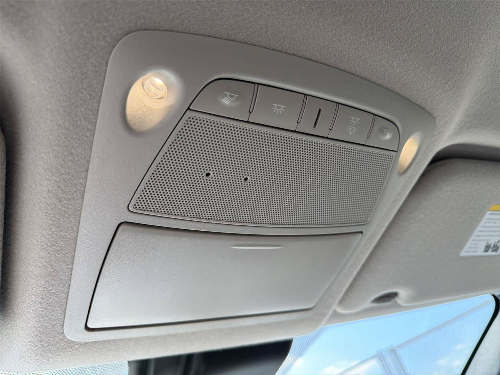 Used 2025 Nissan Leaf S FWD image 39