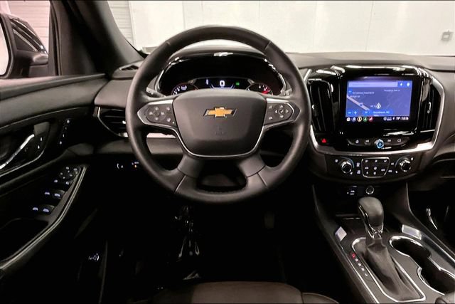 Used 2023 Chevrolet Traverse High Country FWD image 6