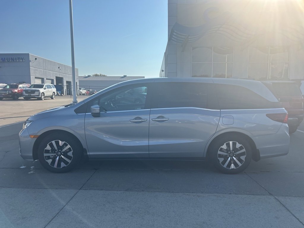 New 2026 Honda Odyssey EX-L image 9