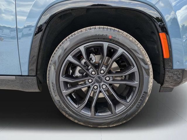 New 2026 Jeep Grand Wagoneer Summit AWD/4WD image 10