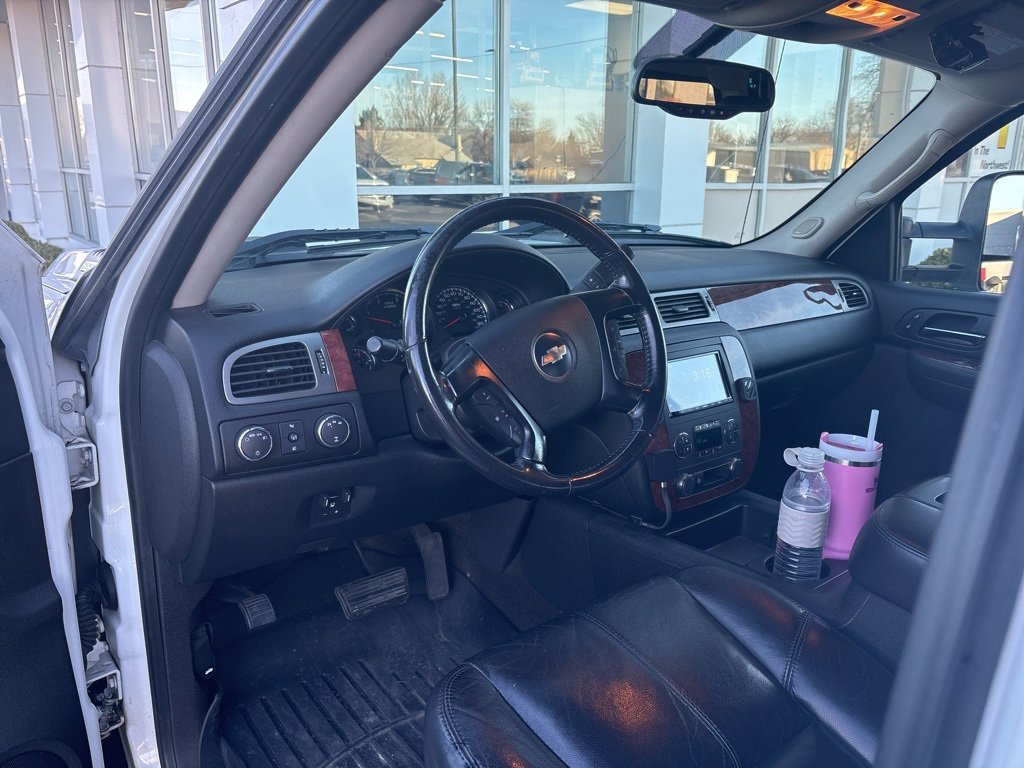 Used 2007 Chevrolet Silverado 2500 LTZ w/ Suspension Package, Off-Road image 9