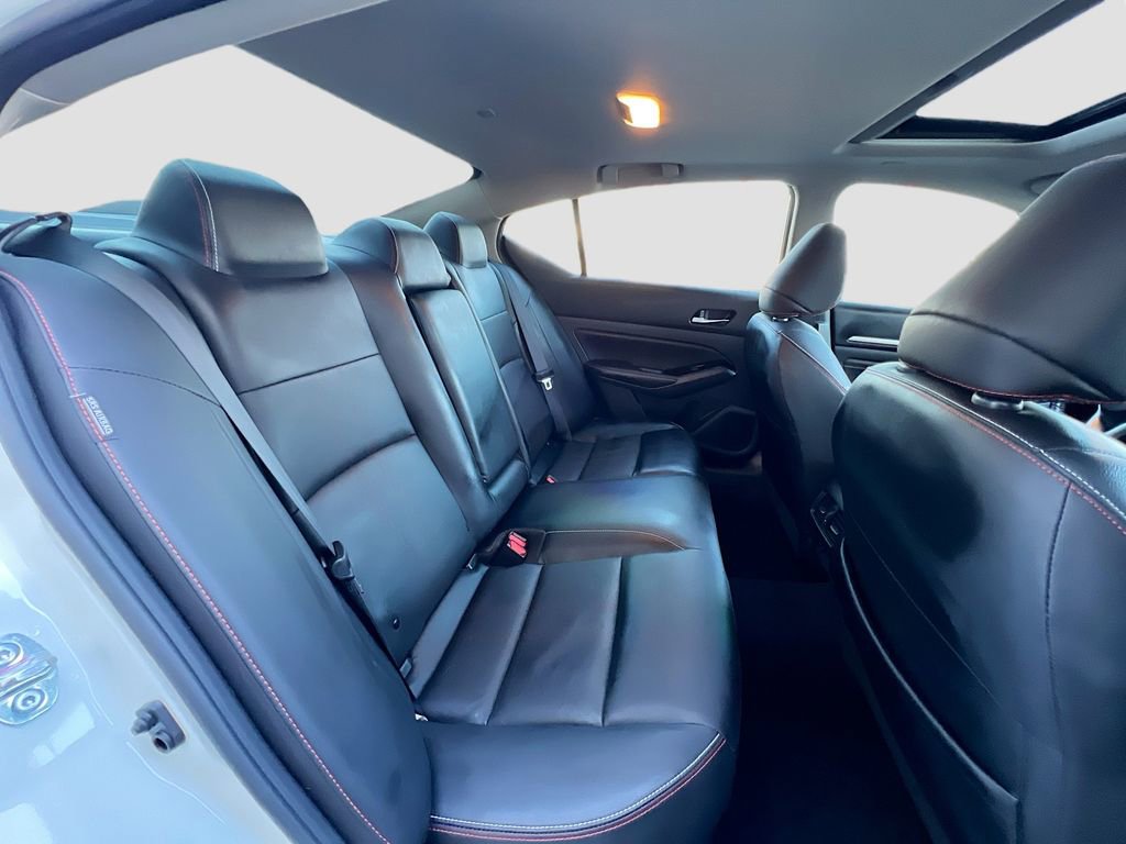 Used 2023 Nissan Altima 2.0 SR image 28