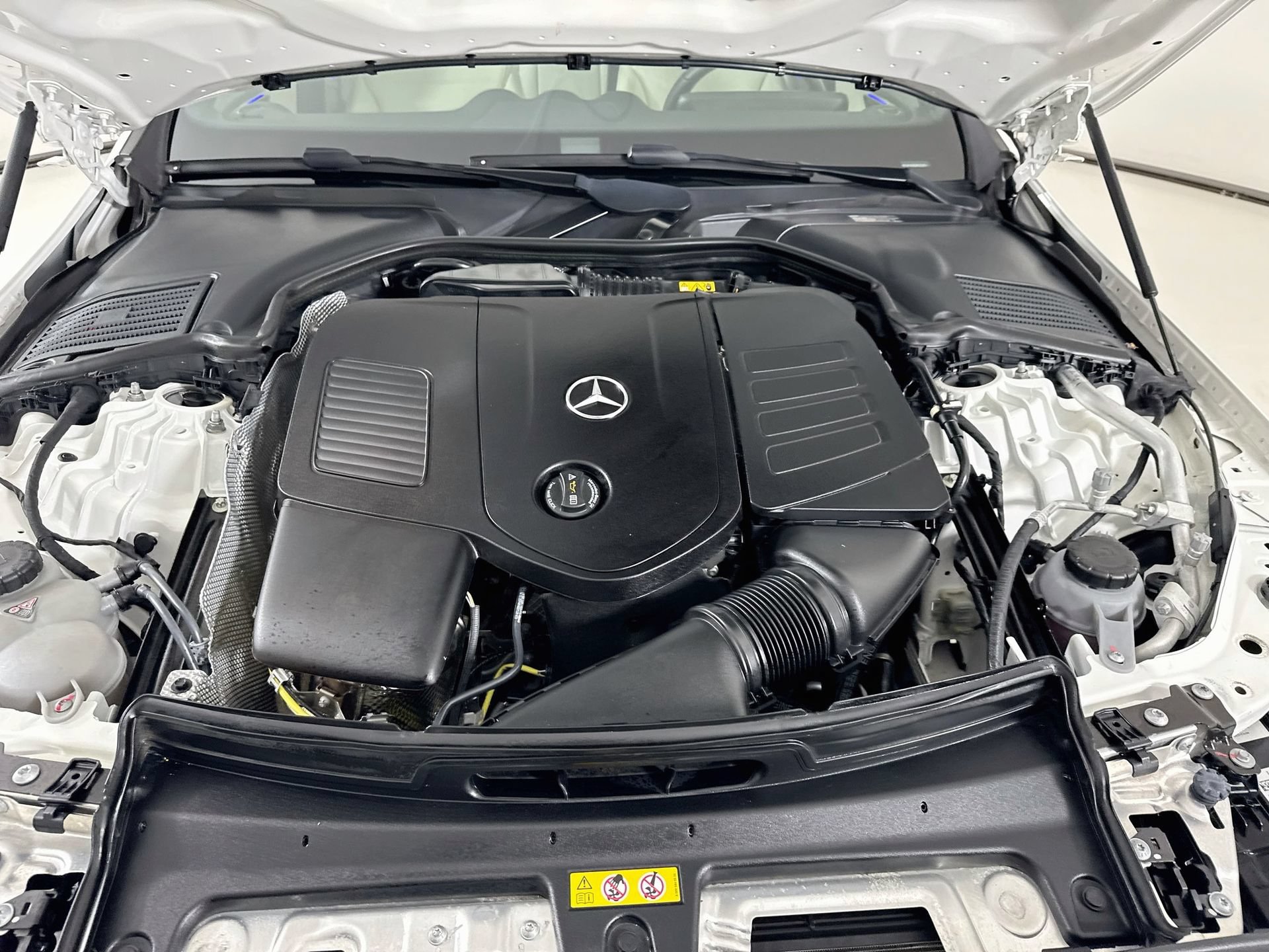 Used 2024 Mercedes-Benz C 300 Sedan image 31