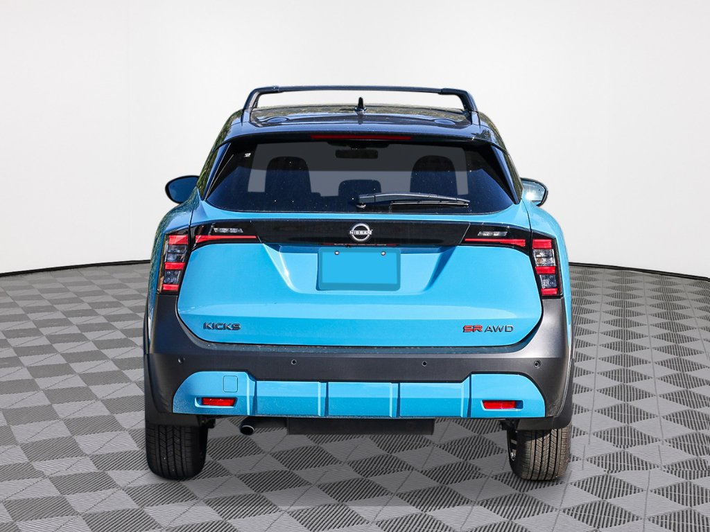New 2027 Nissan Kicks SR AWD/4WD image 3