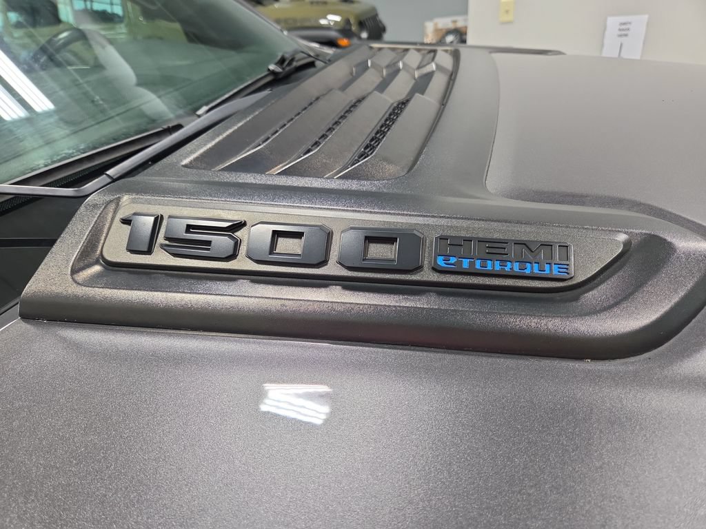 Used 2024 RAM 1500 Laramie AWD/4WD image 49
