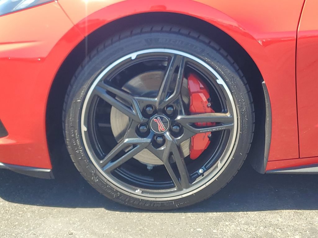Used 2023 Chevrolet Corvette Stingray Premium Conv w/ Z51 Performance Package RWD image 29