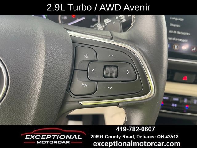 Used 2023 Buick Envision Avenir AWD/4WD image 38