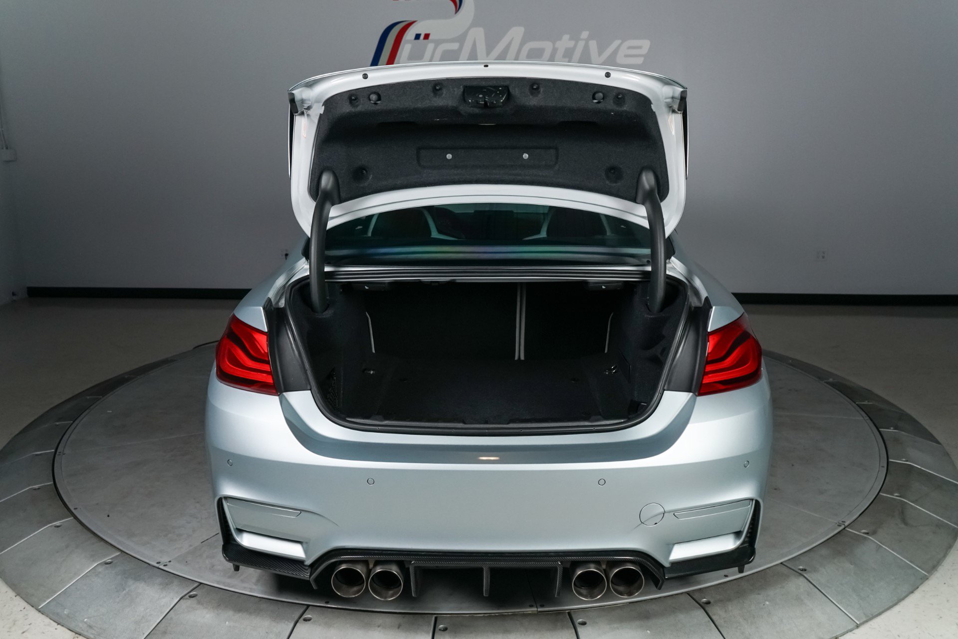Used 2015 BMW M4 Coupe RWD image 39