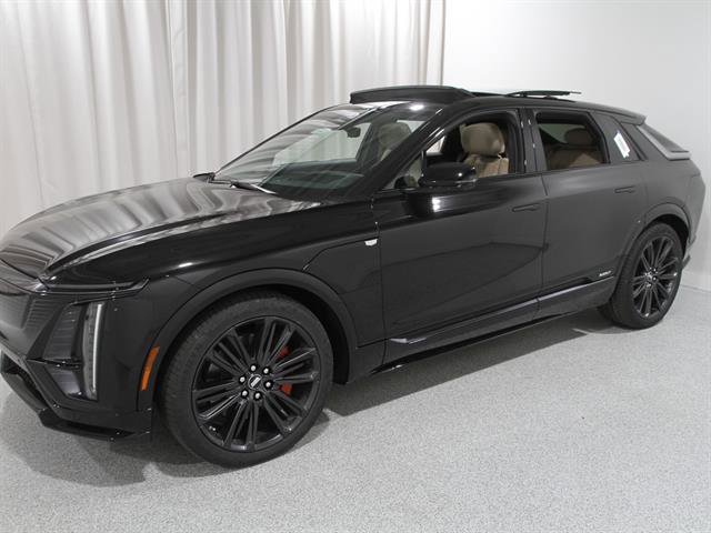 New 2026 Cadillac Lyriq V w/ LPO, Floor Liner Package image 3