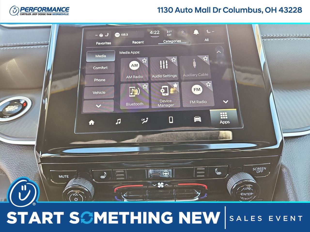 New 2025 Jeep Grand Cherokee Altitude image 24