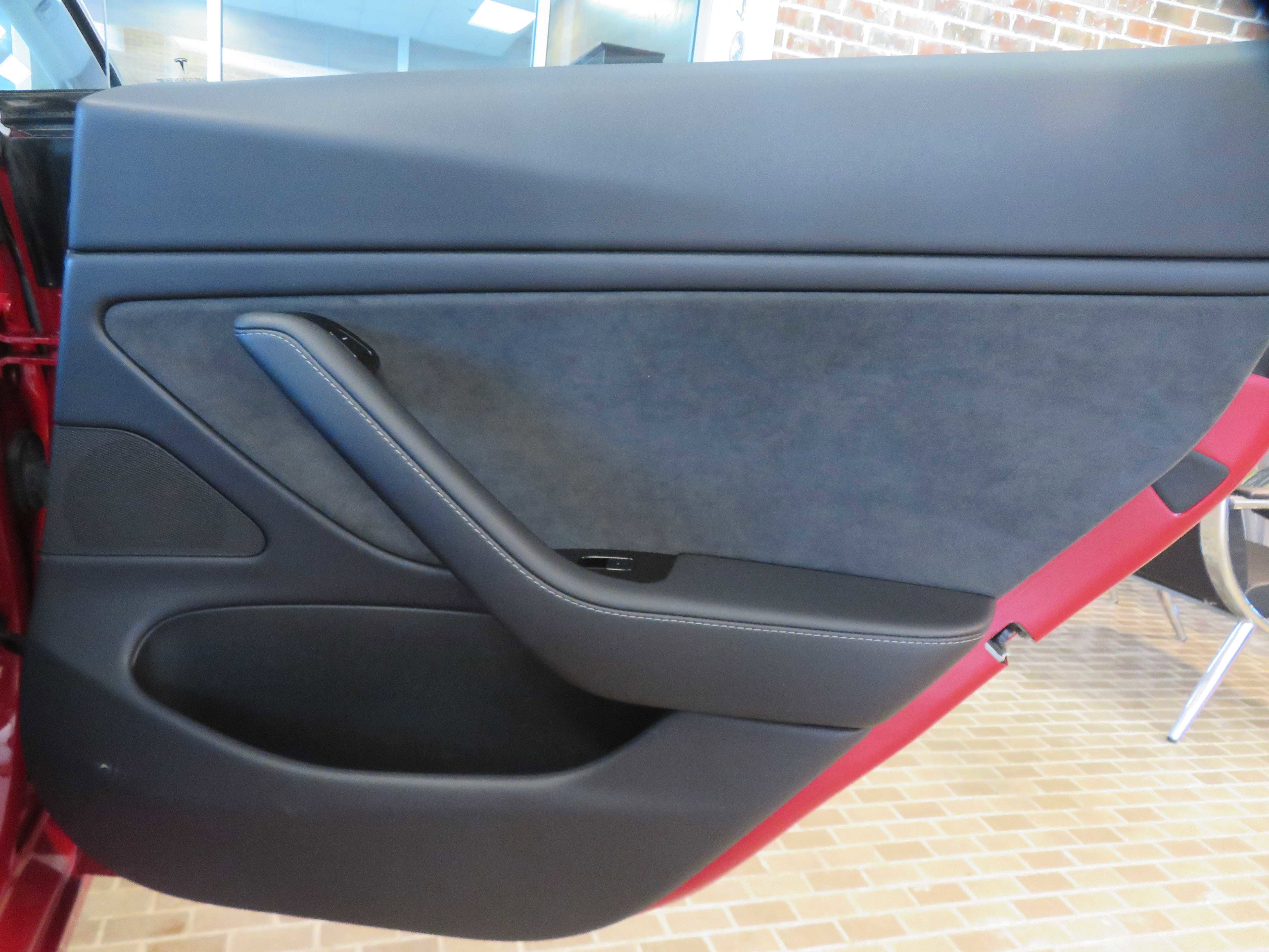 Used 2018 Tesla Model 3 Performance image 20