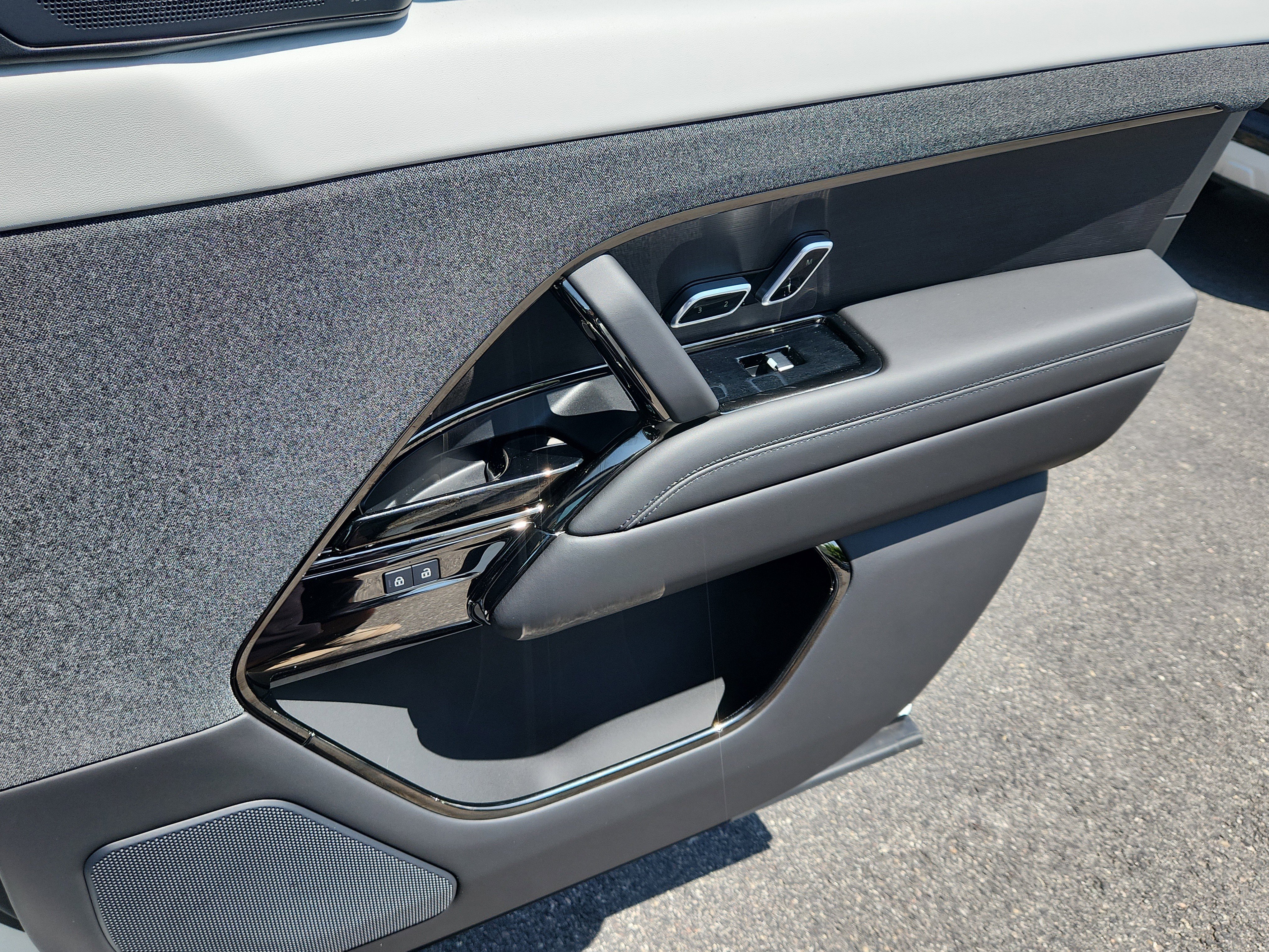 New 2025 Land Rover Range Rover Sport Autobiography image 20