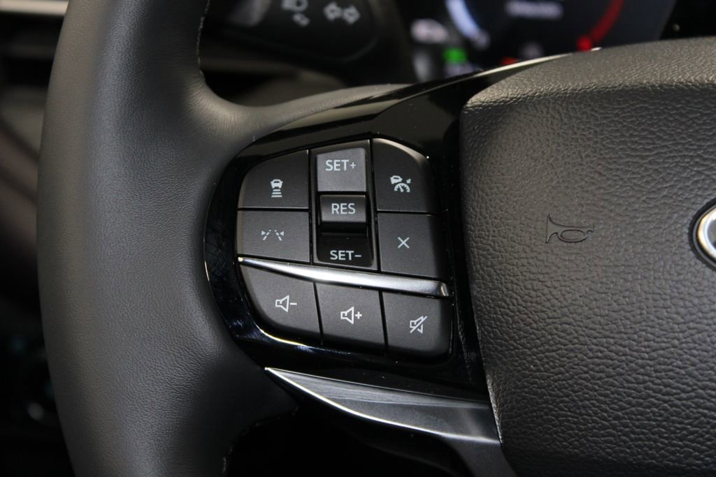 New 2026 Ford Explorer Platinum image 38