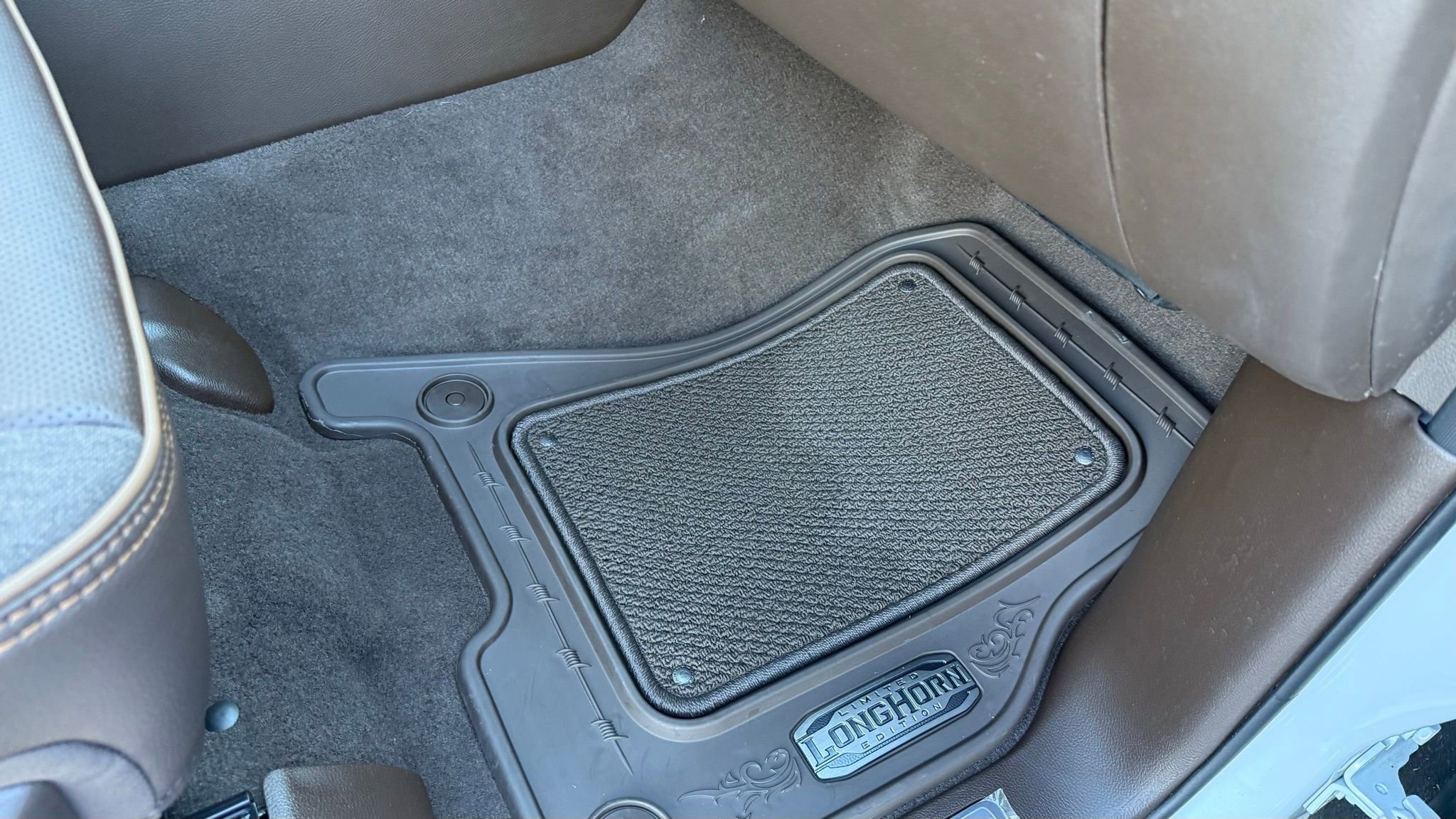 Used 2025 RAM 1500 Limited w/ Bed Utility Group image 33