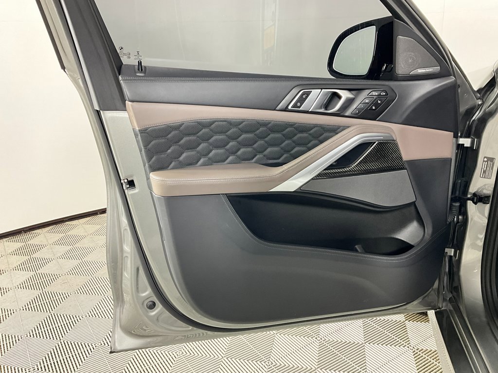 Used 2022 BMW X6 M w/ Competition Package image 18