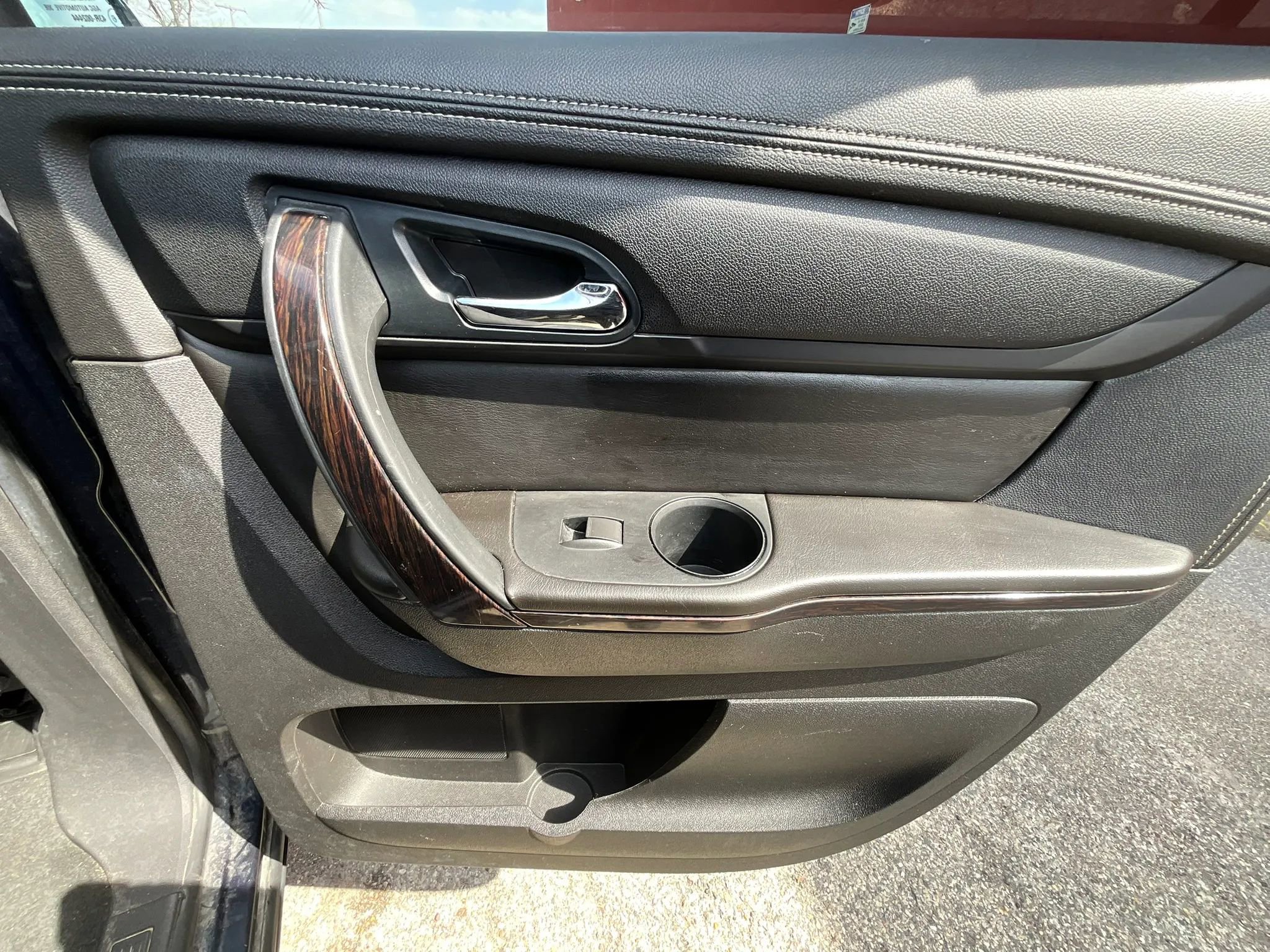 Used 2016 Chevrolet Traverse LTZ AWD/4WD image 30