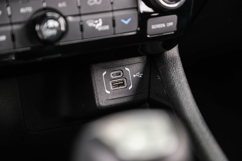 Used 2023 Jeep Compass Limited AWD/4WD image 36
