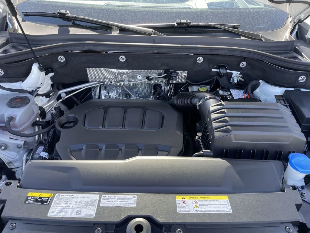 Certified 2024 Volkswagen Atlas Cross Sport SEL Premium R-Line image 15