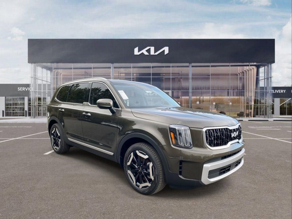 New 2025 Kia Telluride EX w/ EX Captain's Chair Package image 2
