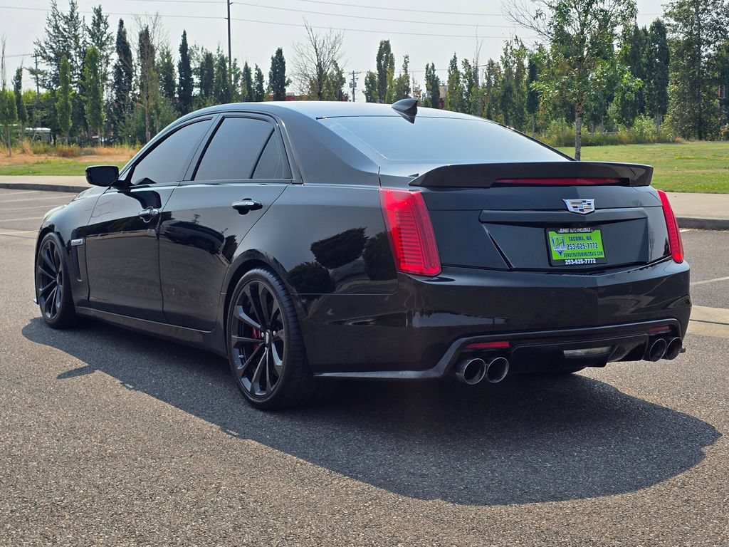 Used 2019 Cadillac CTS V w/ Carbon Fiber Package RWD image 3