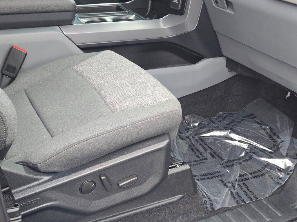 Used 2023 Ford F150 XLT w/ Equipment Group 302A High image 7