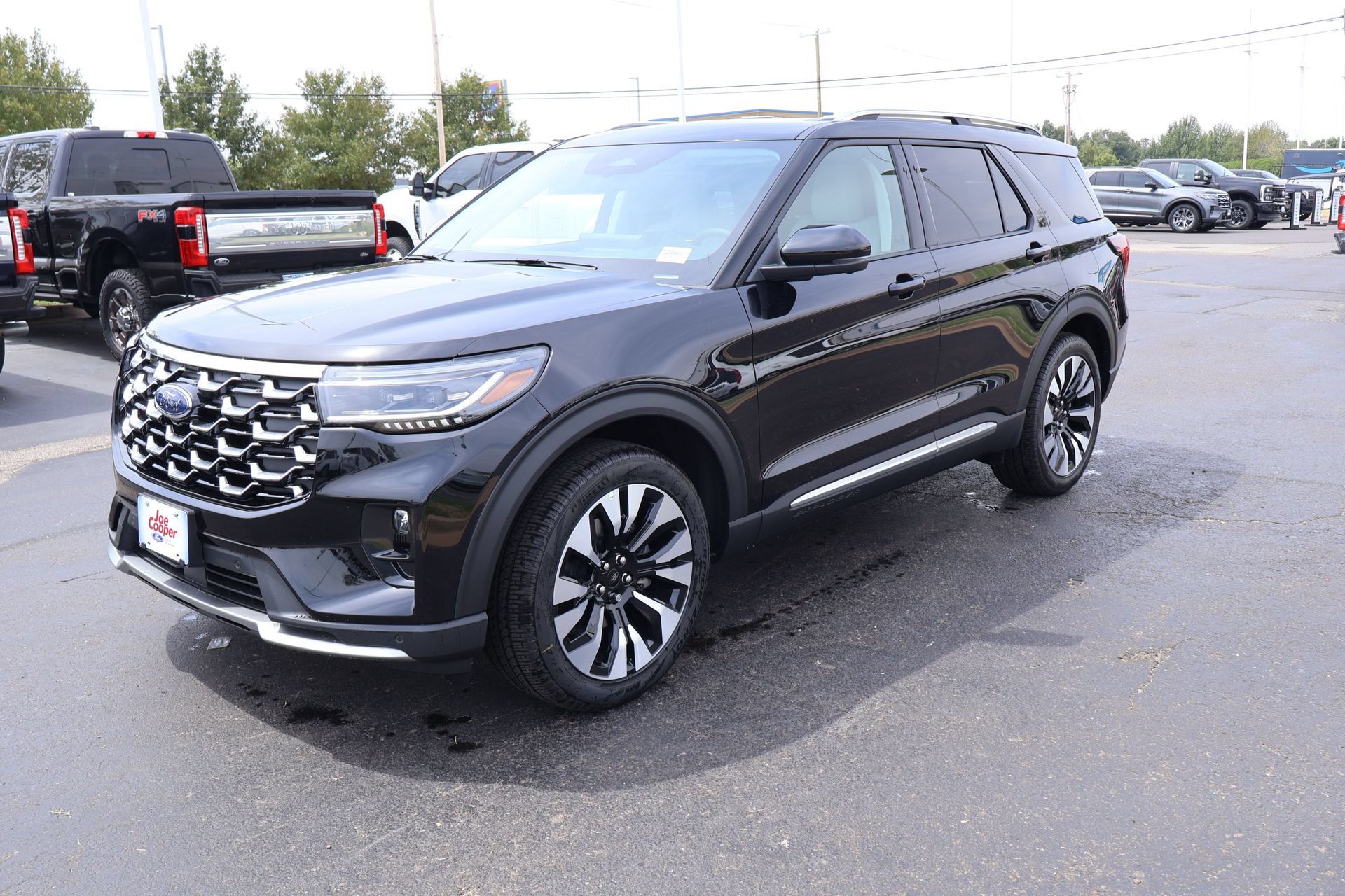 New 2026 Ford Explorer Platinum w/ LUX Leather Package AWD/4WD image 11