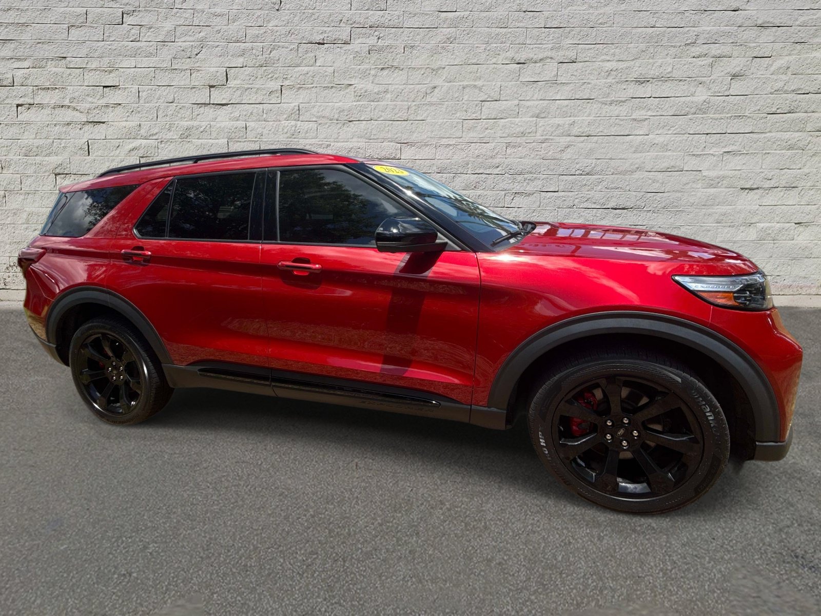 Used 2023 Ford Explorer ST w/ Equipment Group 401A AWD/4WD image 4
