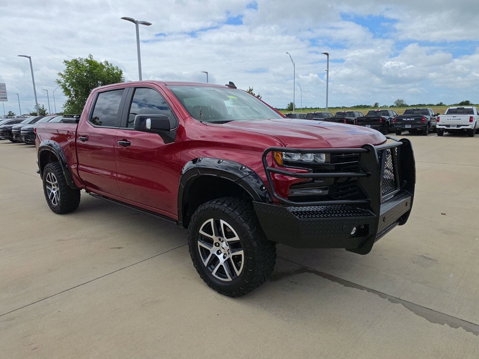 Used 2019 Chevrolet Silverado 1500 LT Trail Boss AWD/4WD image 7
