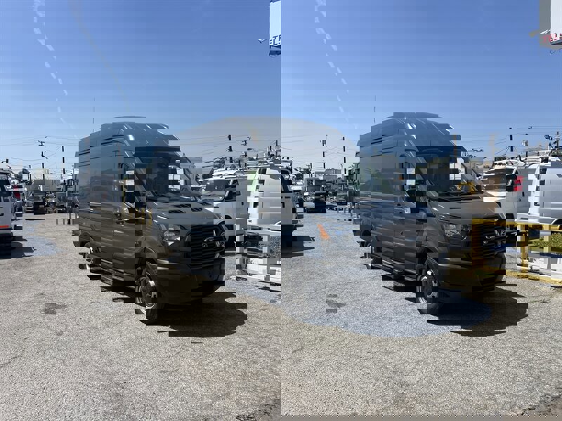 Used 2019 Ford Transit 250 148 High Roof Extended RWD image 1