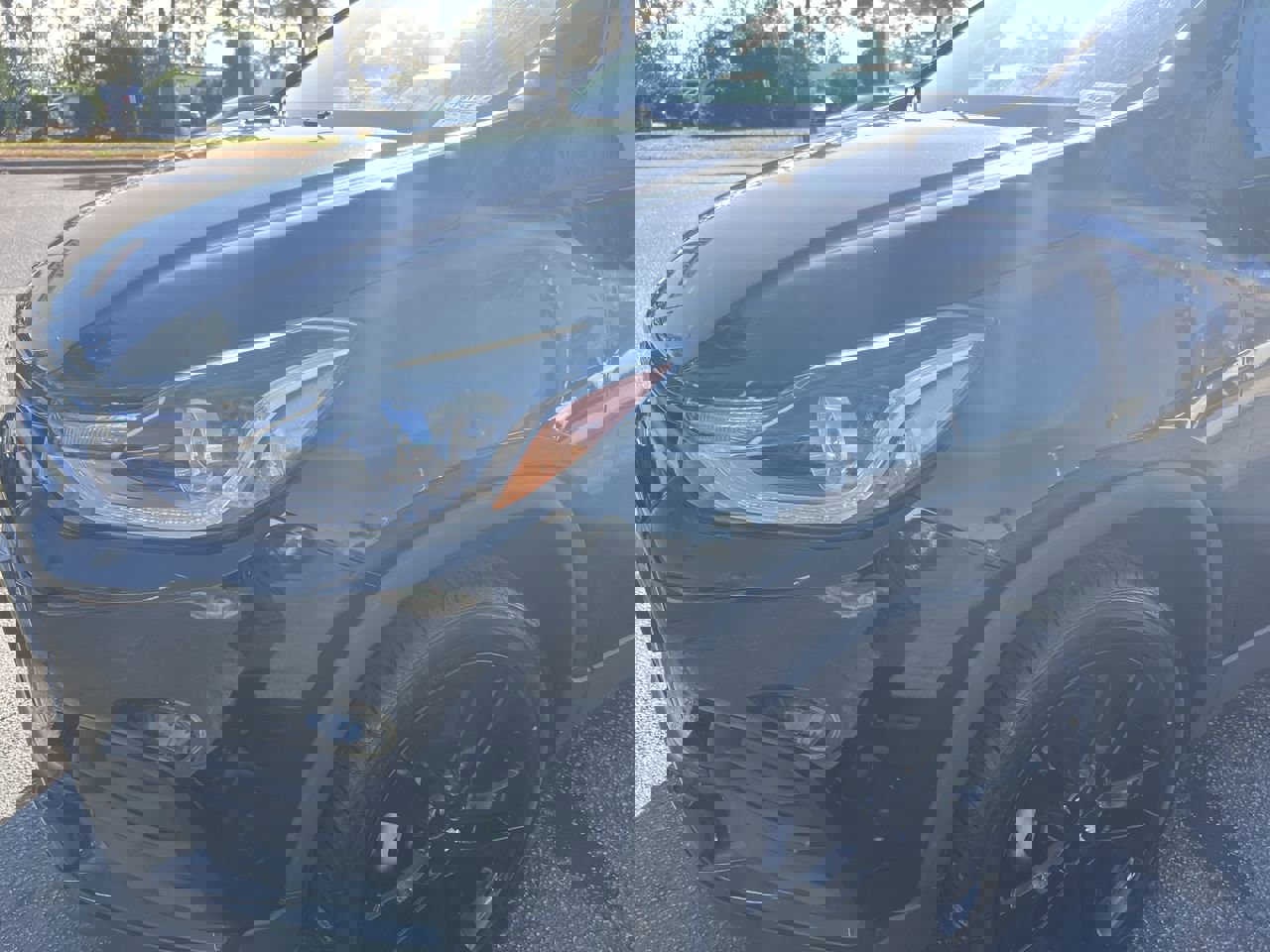 Used 2018 Chevrolet Trax LT w/ Redline Edition image 6