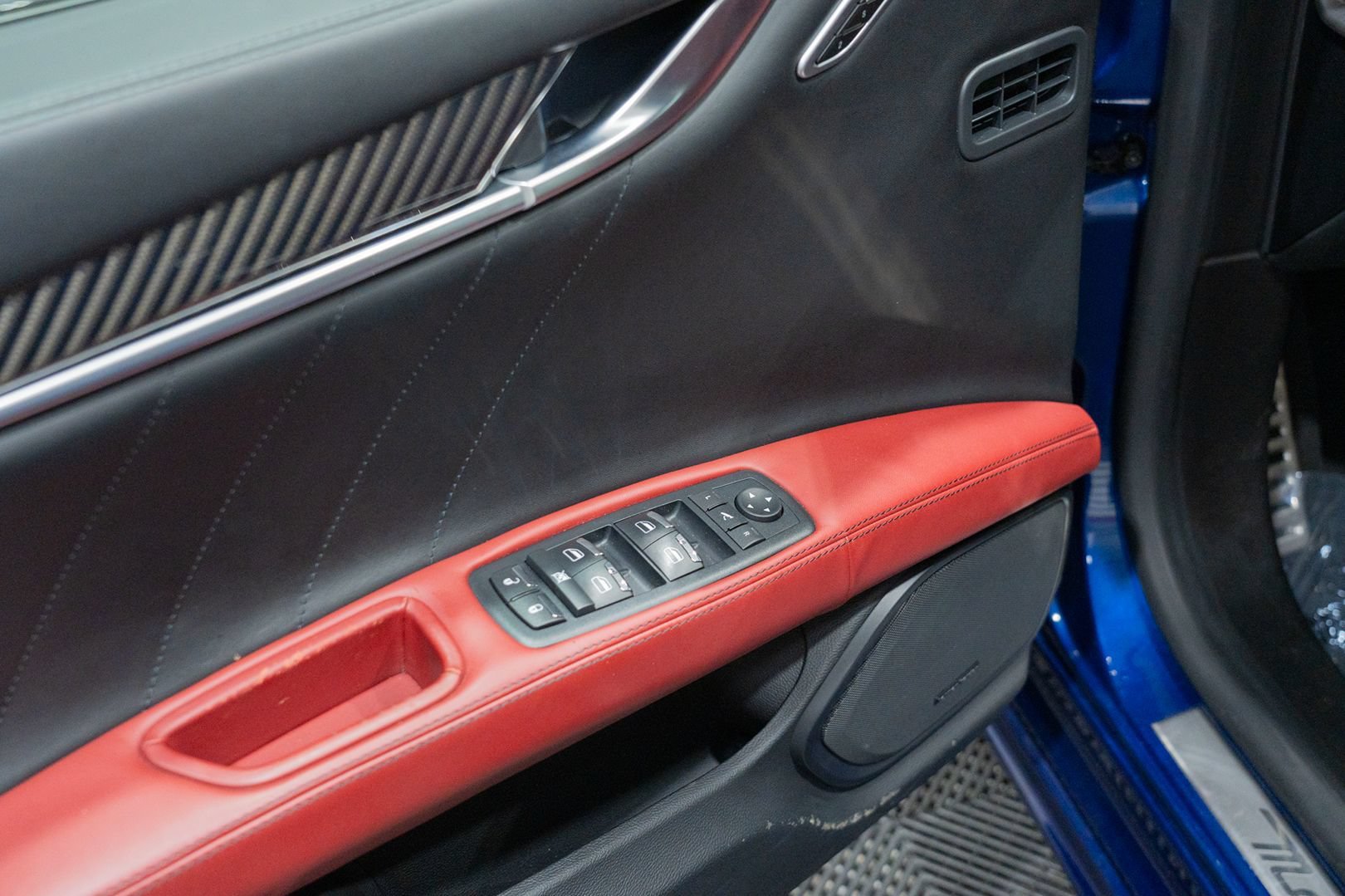 Used 2021 Maserati Ghibli S GranSport RWD image 18