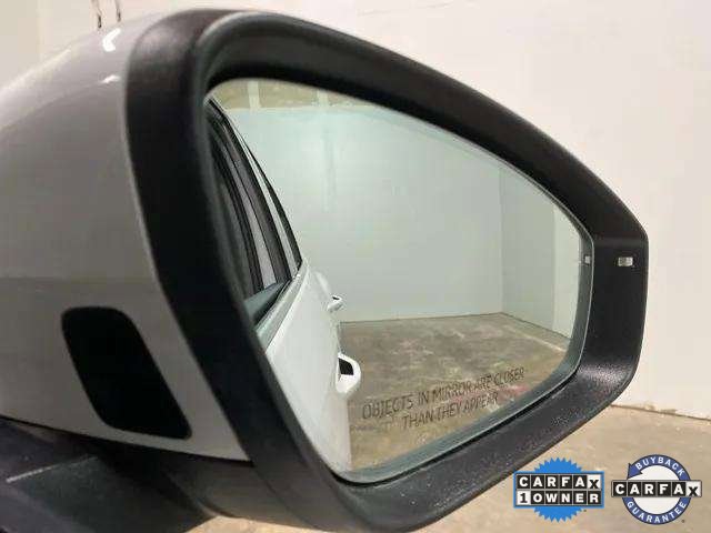 Used 2022 Audi Q4 e-tron Premium Plus w/ Premium Plus image 93