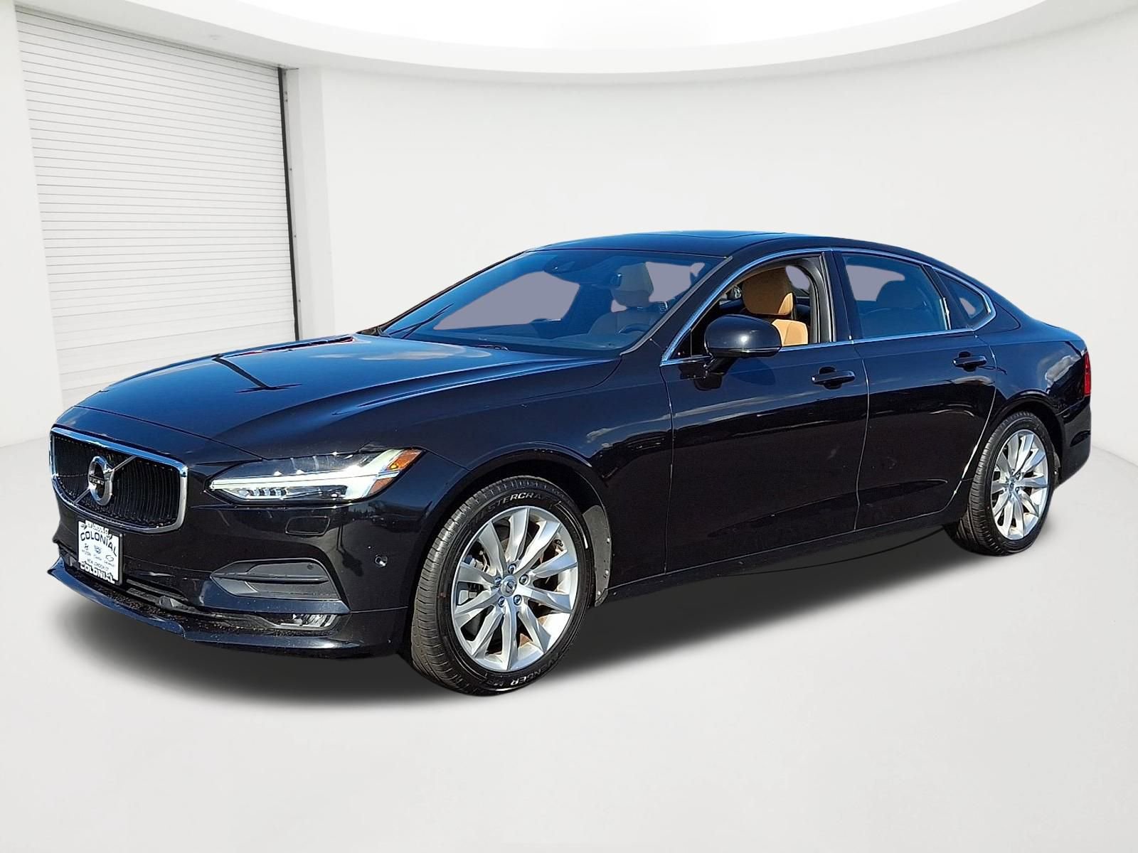 Used 2017 Volvo S90 T6 Momentum w/ Vision Package