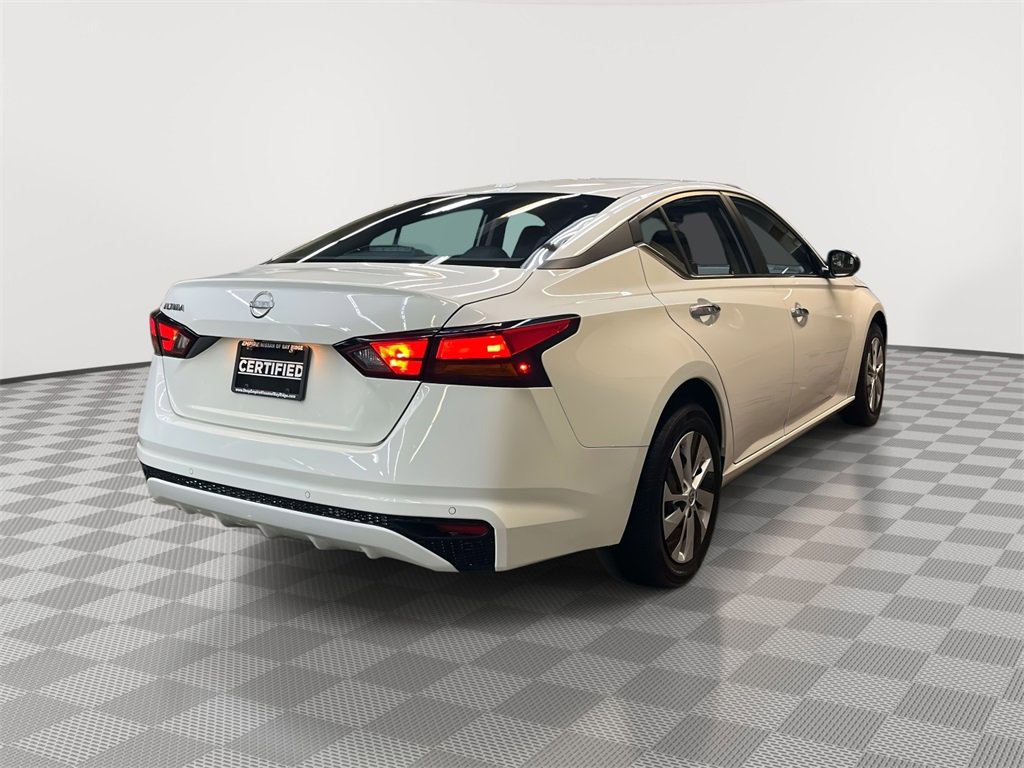 Certified 2025 Nissan Altima 2.5 S image 3