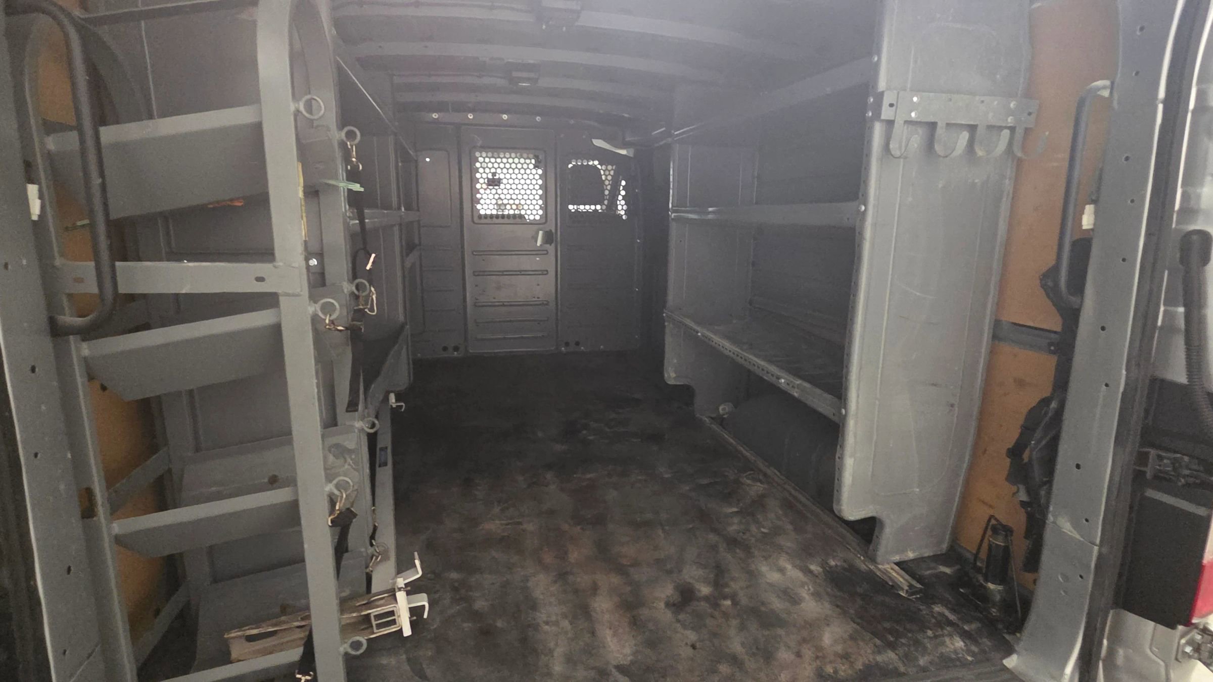 Used 2018 Nissan NV 2500 SV w/ Navigation Package image 31