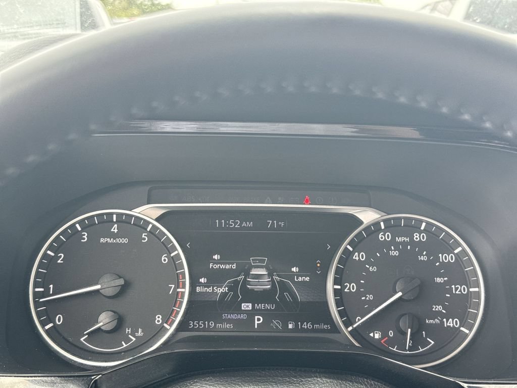 Used 2025 Nissan Pathfinder SV FWD image 15