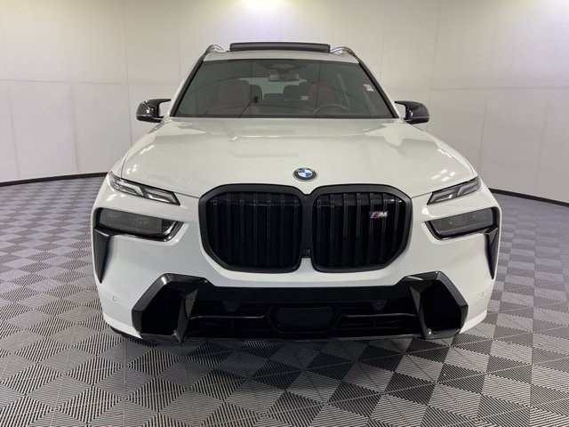 Used 2023 BMW X7 M60i w/ Executive Package AWD/4WD image 2