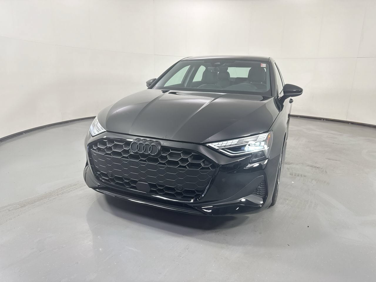 Used 2025 Audi A3 2.0T Premium Plus w/ Premium Plus Package AWD/4WD image 31
