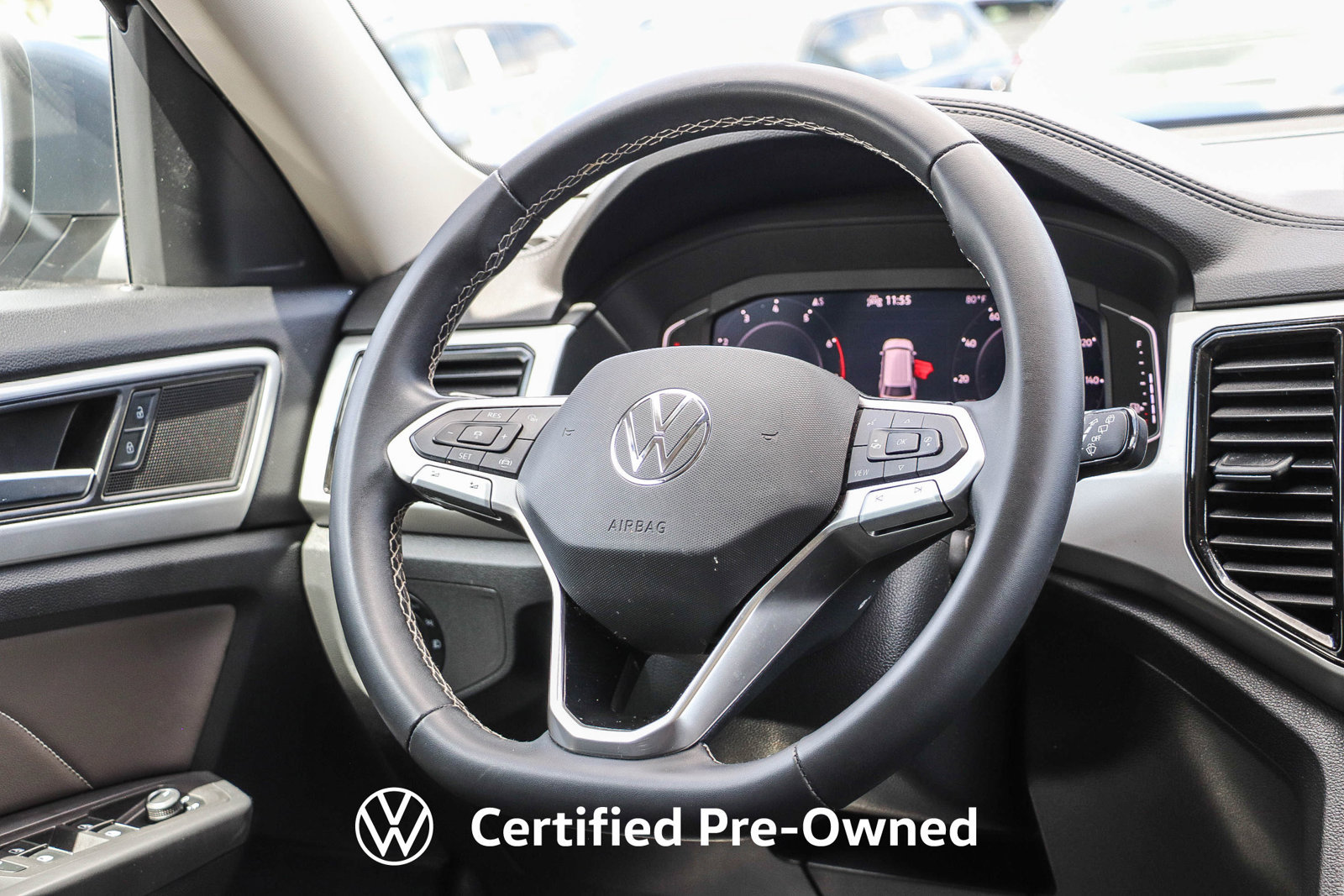Certified 2023 Volkswagen Atlas SE w/ Panoramic Sunroof Package FWD image 16