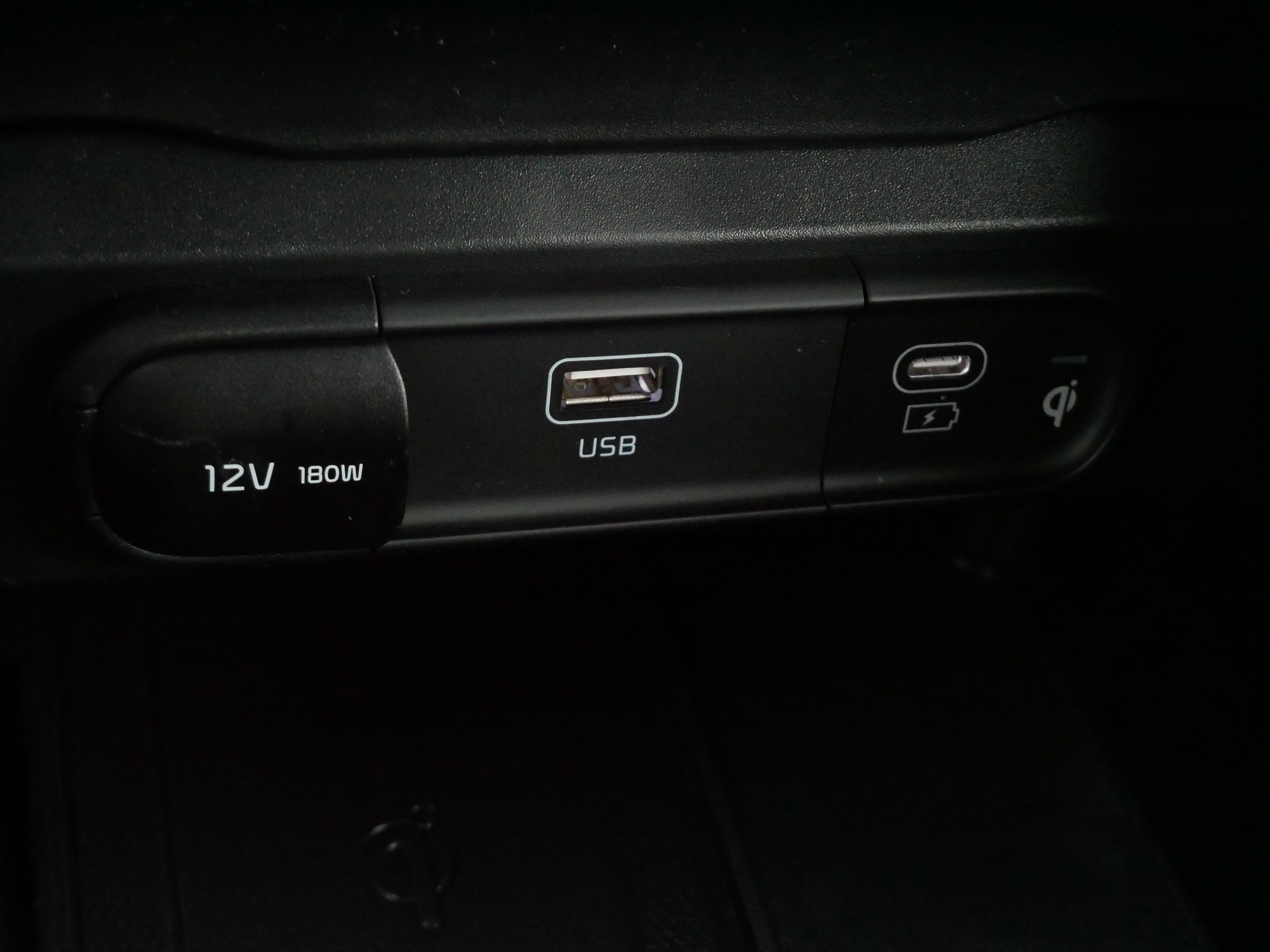 Used 2025 Kia Telluride S AWD/4WD image 30