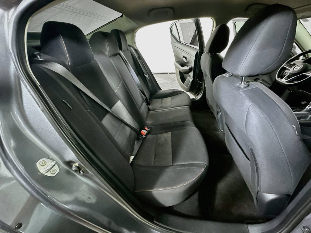 Used 2021 Nissan Sentra SR w/ Lighting Package FWD image 11