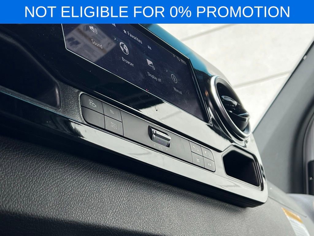 Used 2025 Mercedes-Benz Sprinter 2500 image 23