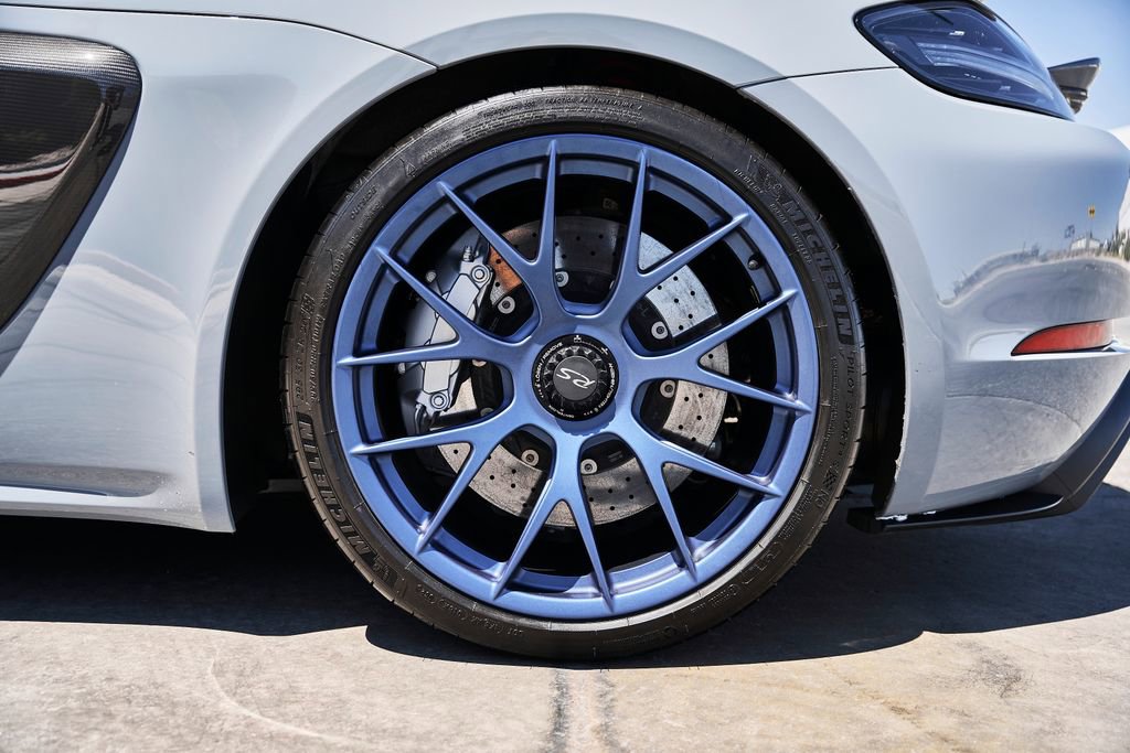 Used 2023 Porsche 718 Cayman GT4 RS RWD image 30