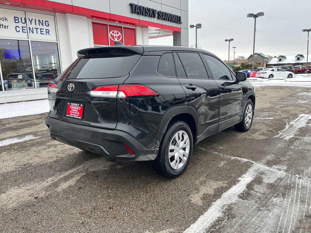 Certified 2024 Toyota Corolla Cross L image 5