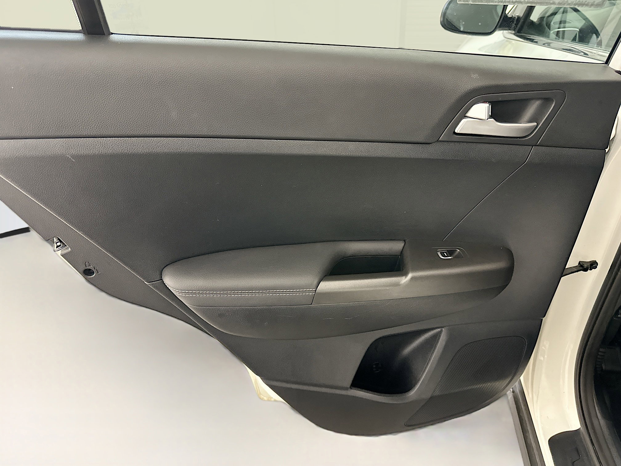 Used 2022 Kia Sportage LX image 26