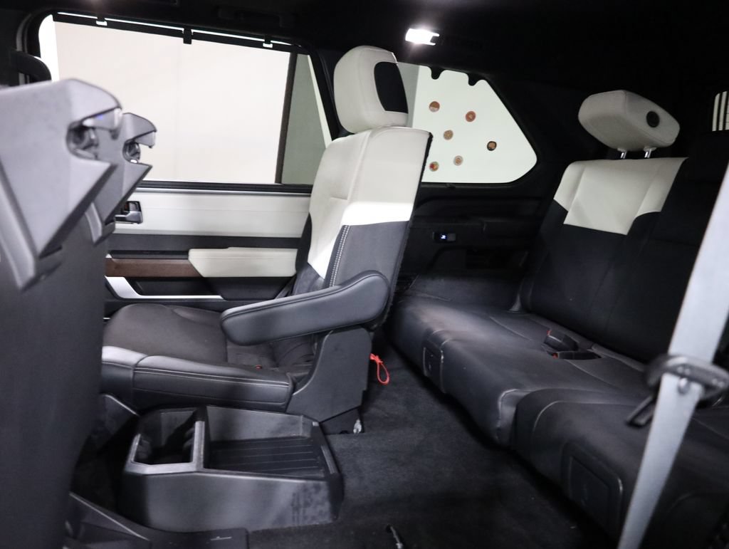 Used 2024 Toyota Sequoia Capstone AWD/4WD image 65