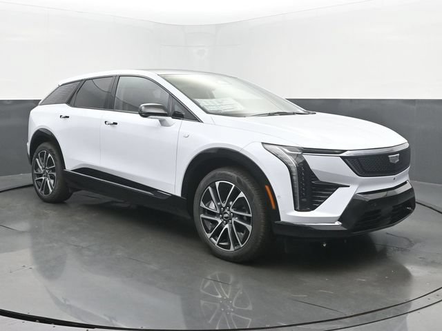 New 2026 Cadillac Optiq Sport 1 w/ LPO, Floor Liner Package AWD/4WD image 7