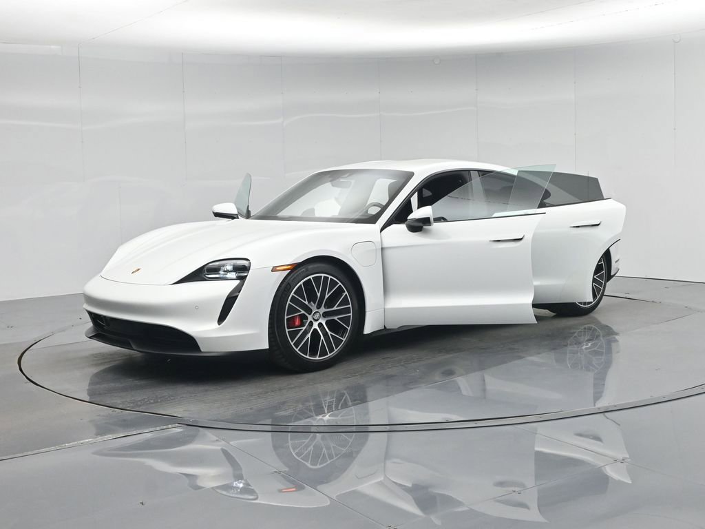 Used 2021 Porsche Taycan 4S image 30