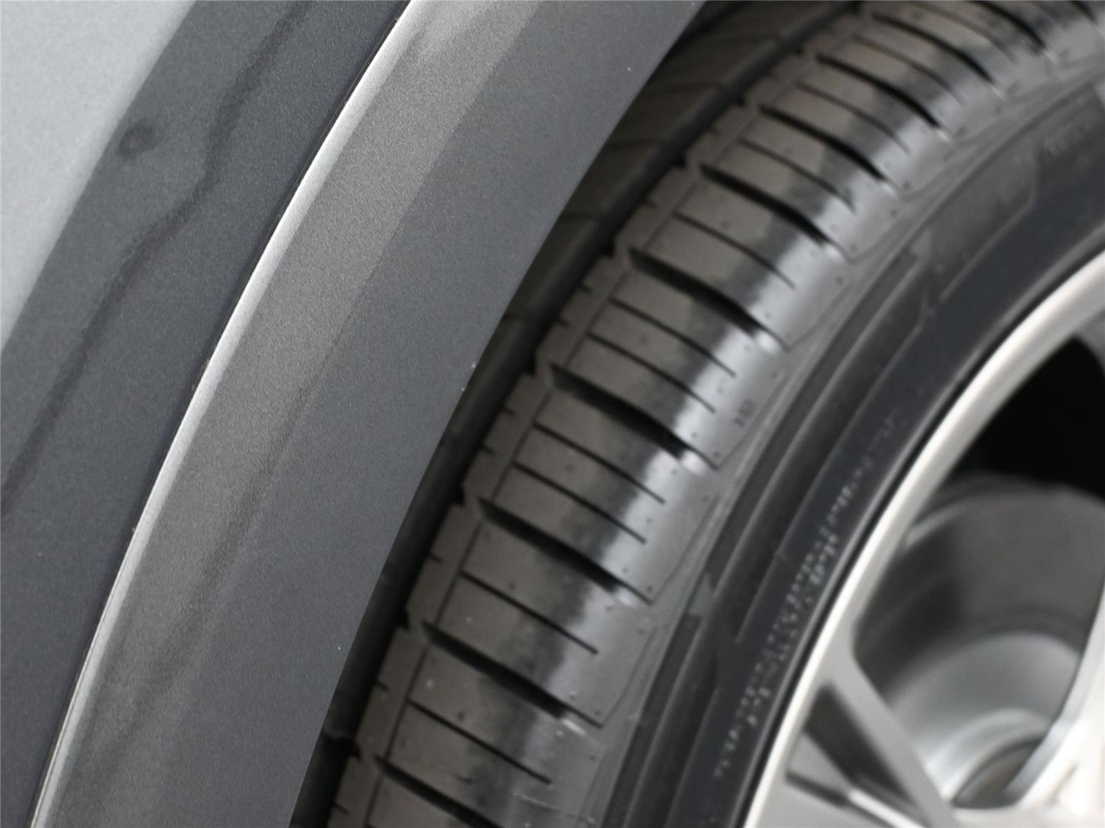 Used 2023 Genesis GV80 2.5T w/ Prestige Package image 17