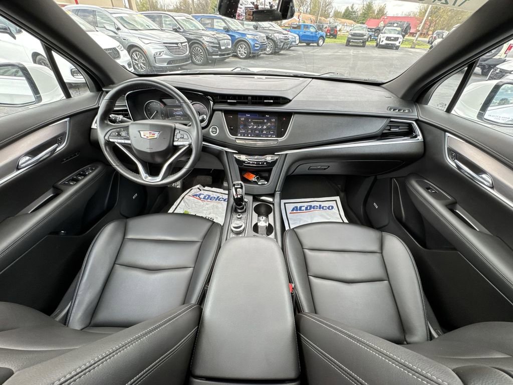 Used 2024 Cadillac XT6 Luxury w/ LPO, Floor Liner Package image 21